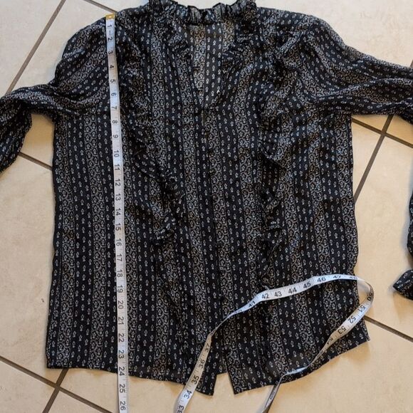 Paige Haiku Silk Blouse Black Button down REVOLVE Size S - Picture 9 of 11